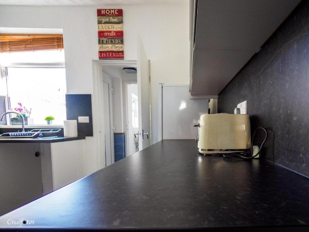 12 Cornwallis Lodge Family Room 2 Stoke-on-Trent المظهر الخارجي الصورة